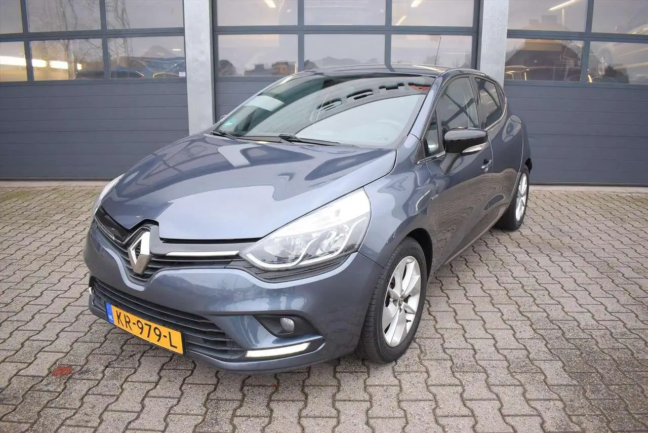 Photo 1 : Renault Clio 2016 Petrol