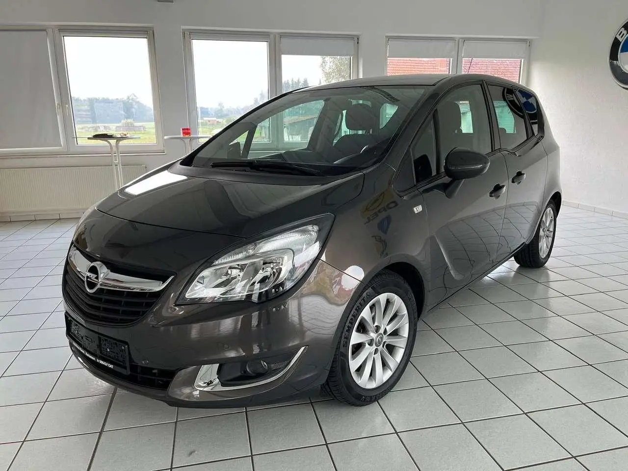 Photo 1 : Opel Meriva 2015 Petrol