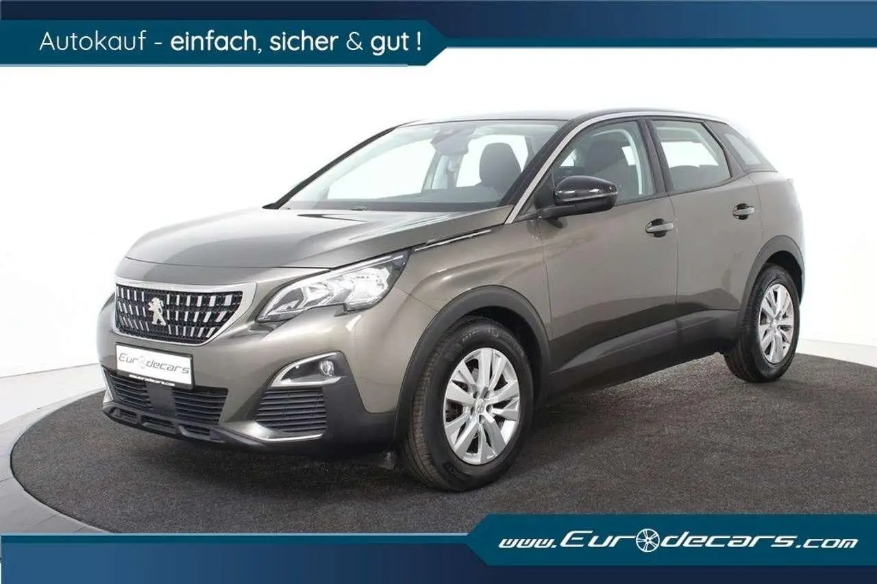 Photo 1 : Peugeot 3008 2020 Essence