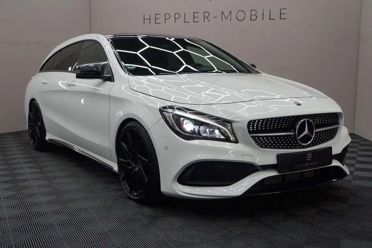 Photo 1 : Mercedes-benz Classe Cla 2019 Petrol