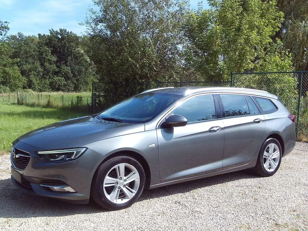 Photo 1 : Opel Insignia 2019 Petrol