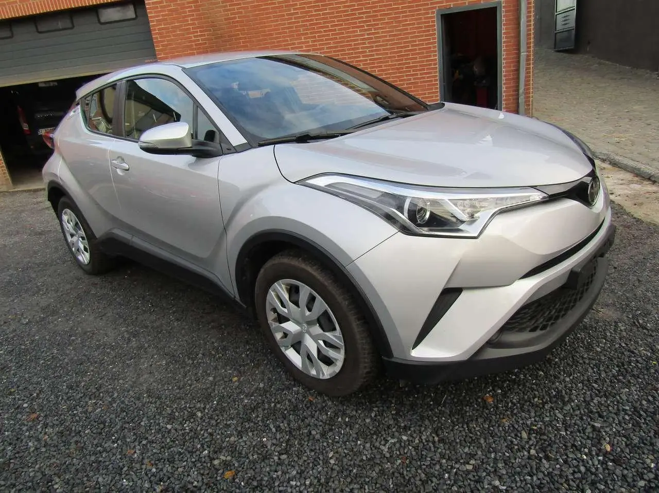 Photo 1 : Toyota C-hr 2019 Essence