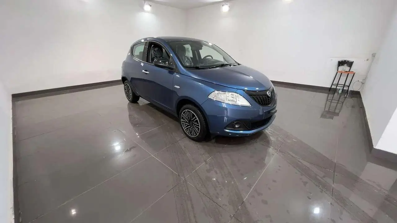 Photo 1 : Lancia Ypsilon 2024 Hybride