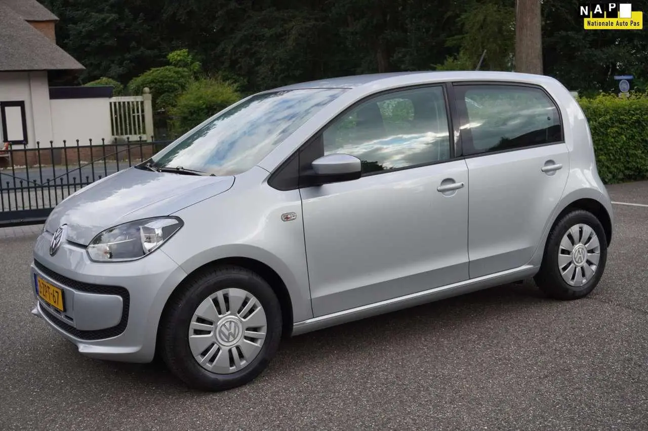 Photo 1 : Volkswagen Up! 2015 Petrol