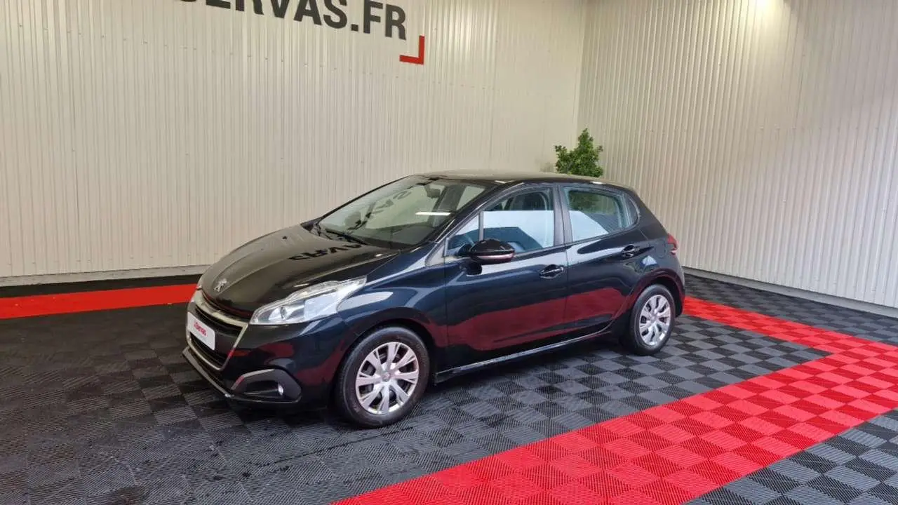 Photo 1 : Peugeot 208 2015 Diesel