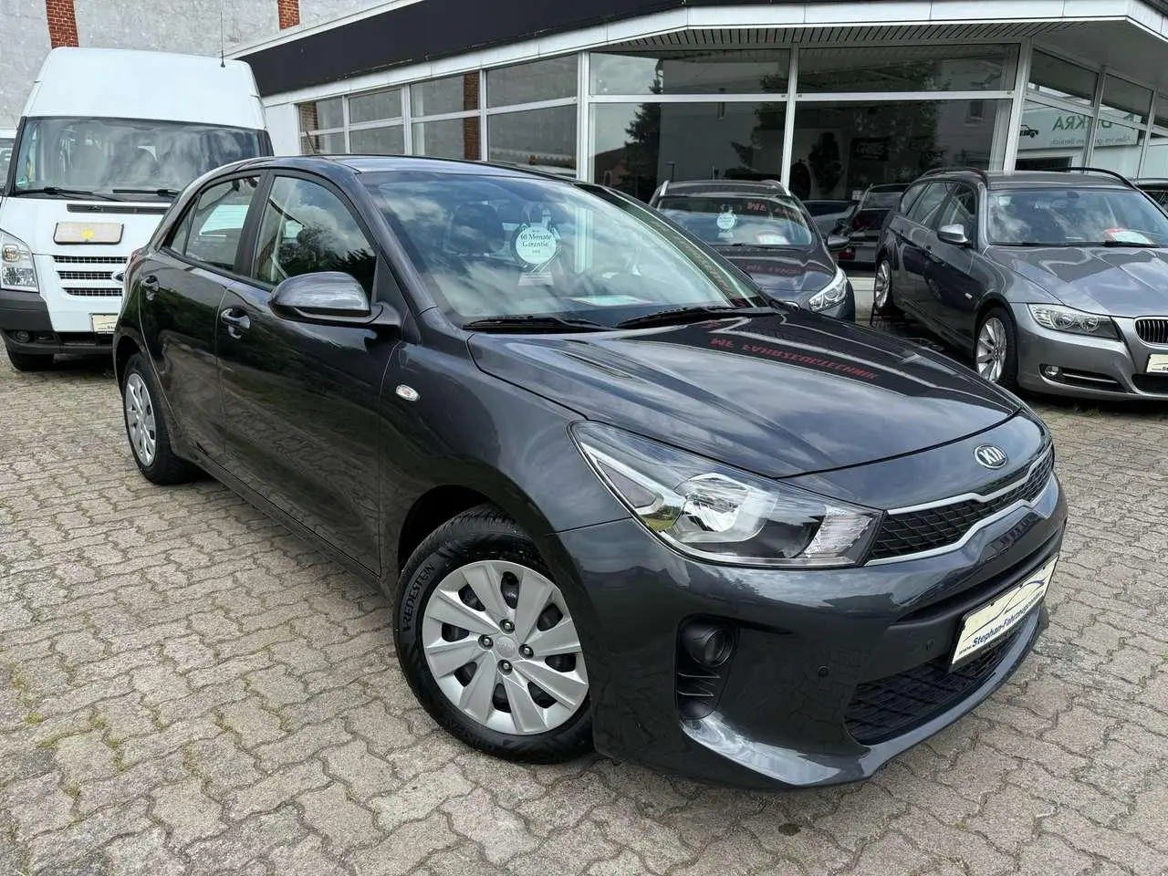 Photo 1 : Kia Rio 2018 Petrol