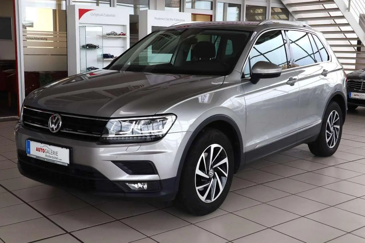 Photo 1 : Volkswagen Tiguan 2017 Petrol