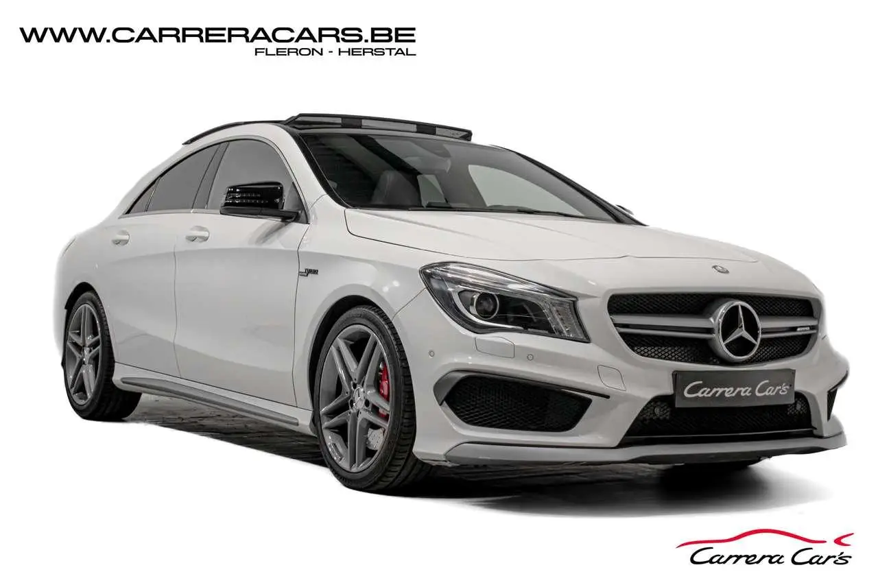 Photo 1 : Mercedes-benz Classe Cla 2015 Essence