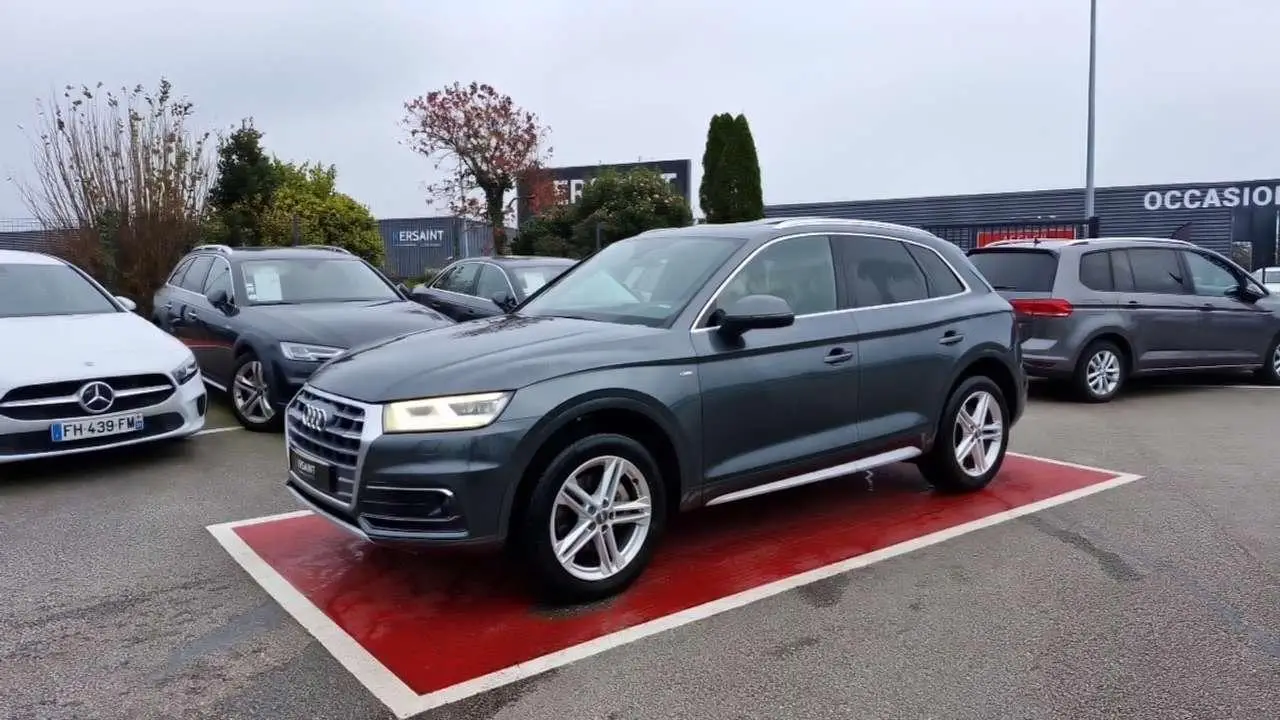 Photo 1 : Audi Q5 2017 Petrol