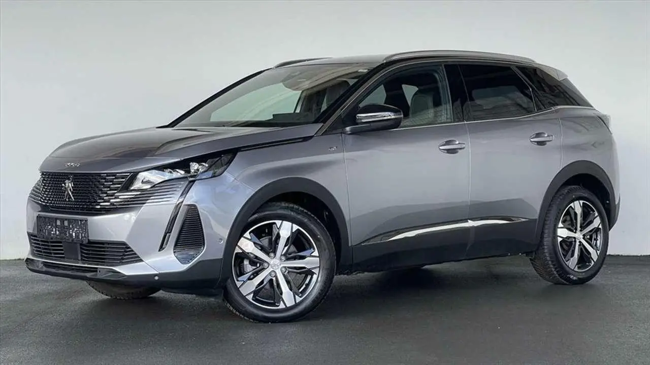 Photo 1 : Peugeot 3008 2024 Petrol