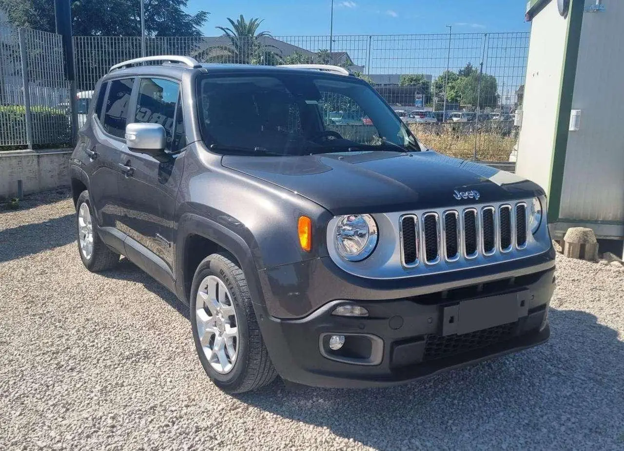 Photo 1 : Jeep Renegade 2017 Diesel