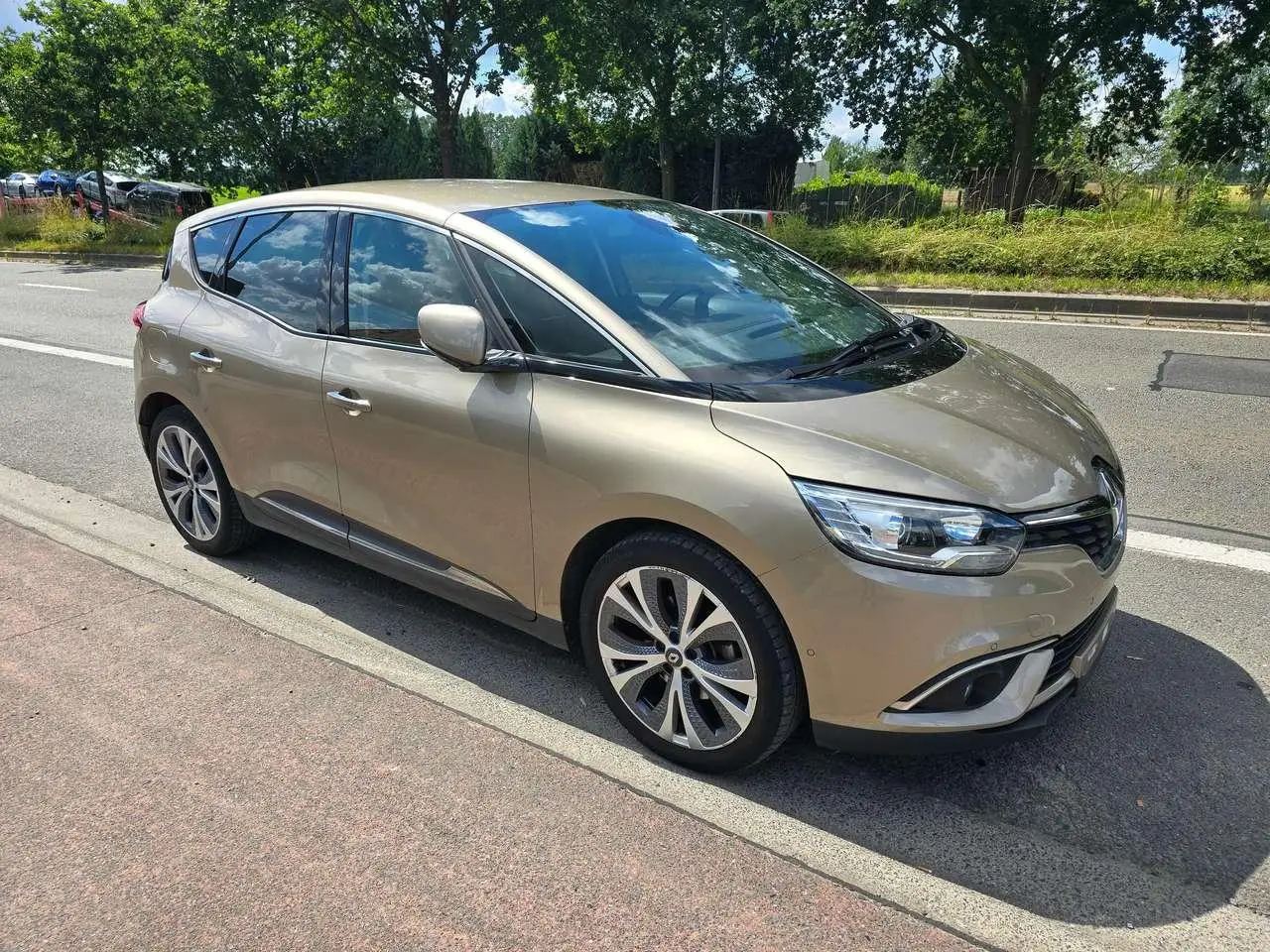 Photo 1 : Renault Scenic 2019 Petrol