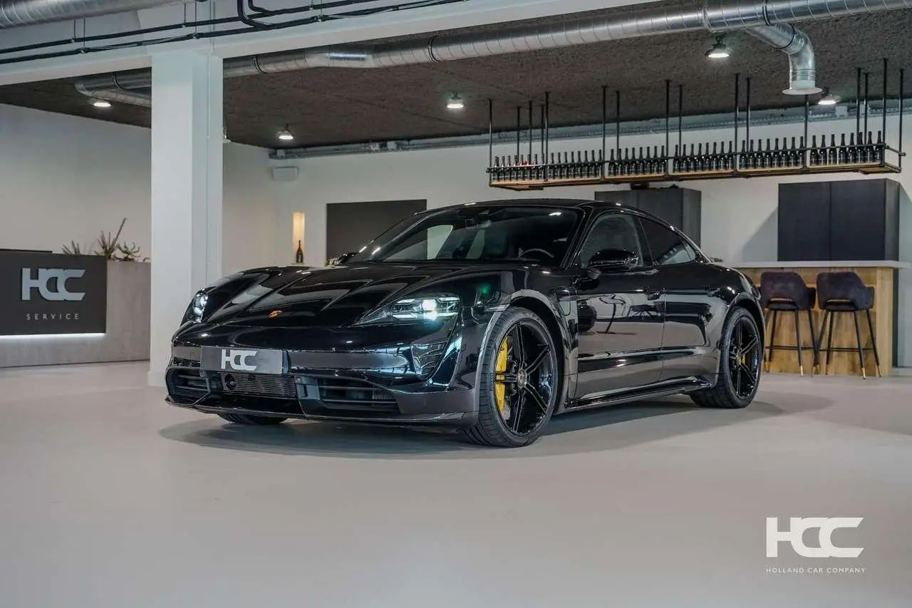 Photo 1 : Porsche Taycan 2020 Electric