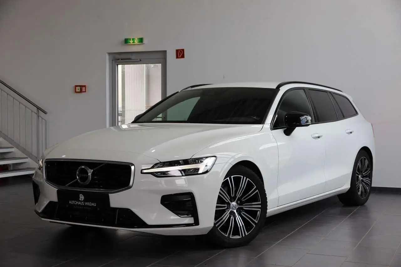 Photo 1 : Volvo V60 2019 Diesel