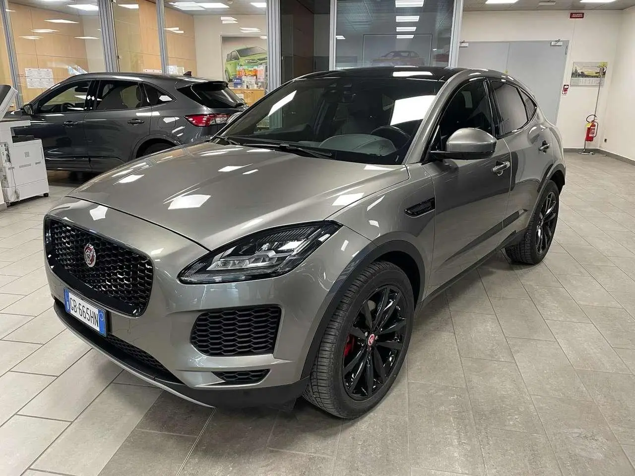 Photo 1 : Jaguar E-pace 2020 Diesel