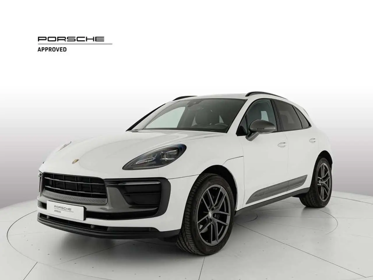 Photo 1 : Porsche Macan 2023 Essence