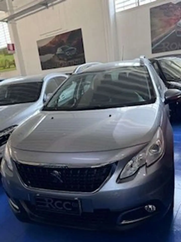 Photo 1 : Peugeot 2008 2016 Petrol