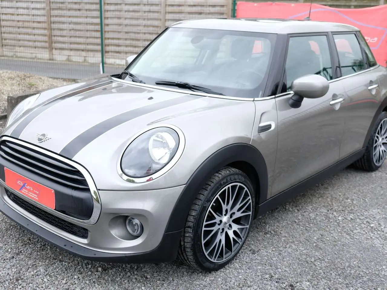 Photo 1 : Mini One 2020 Petrol