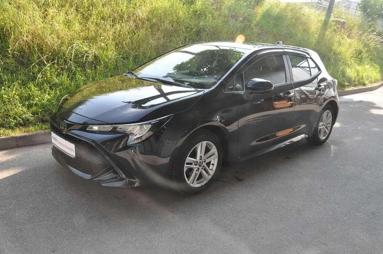 Photo 1 : Toyota Corolla 2019 Petrol