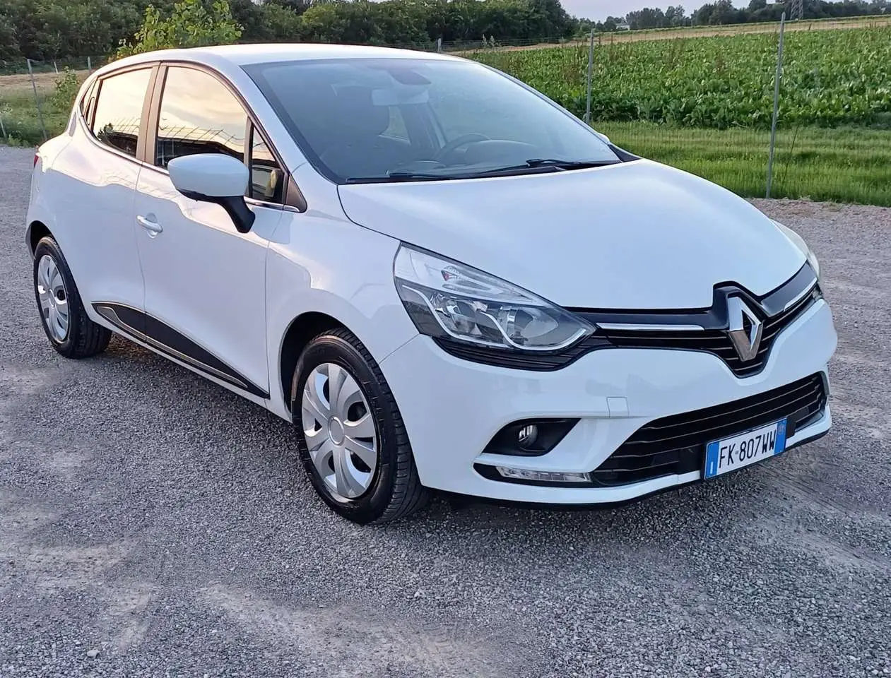 Photo 1 : Renault Clio 2017 Diesel