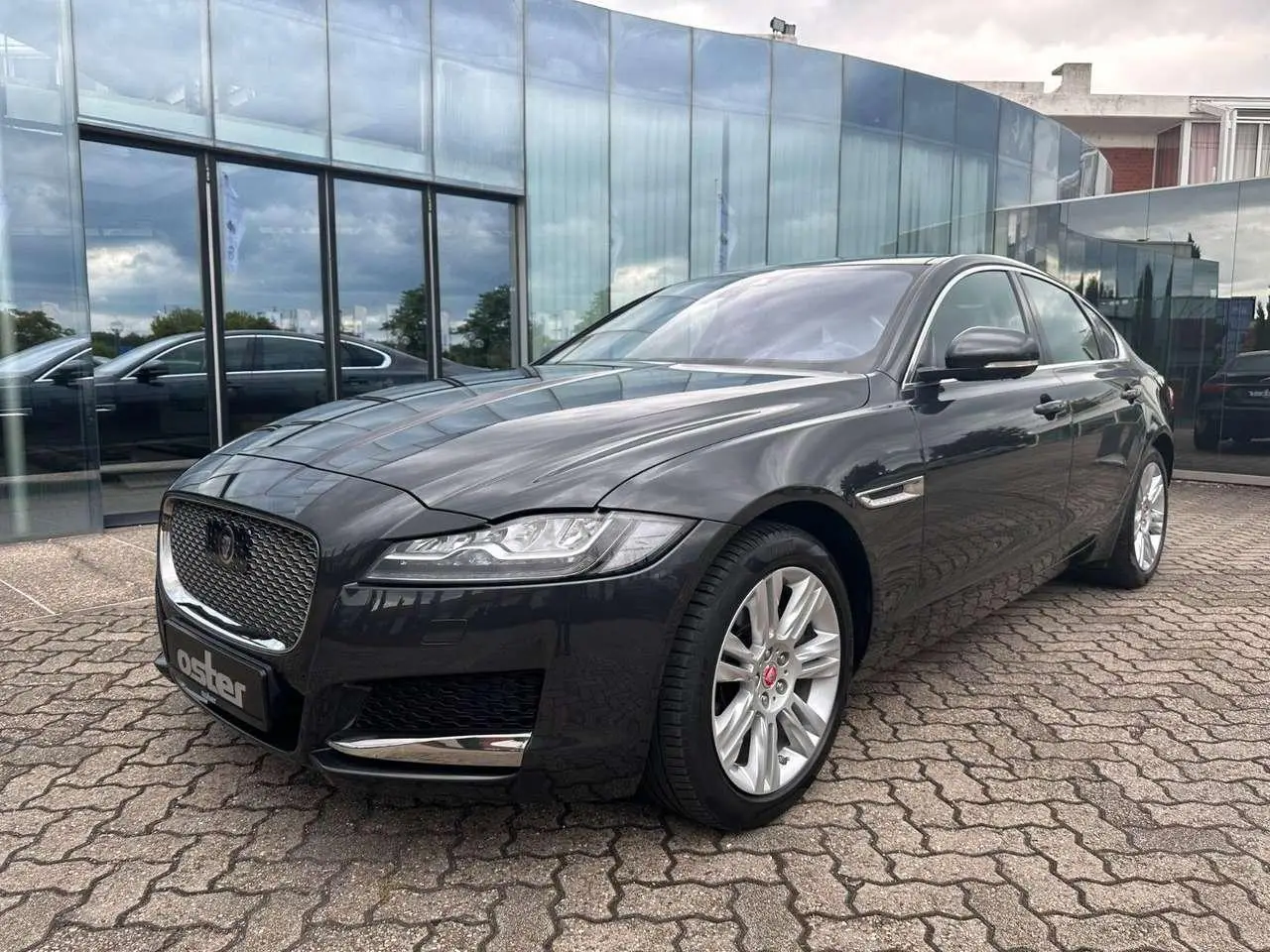 Photo 1 : Jaguar Xf 2020 Essence