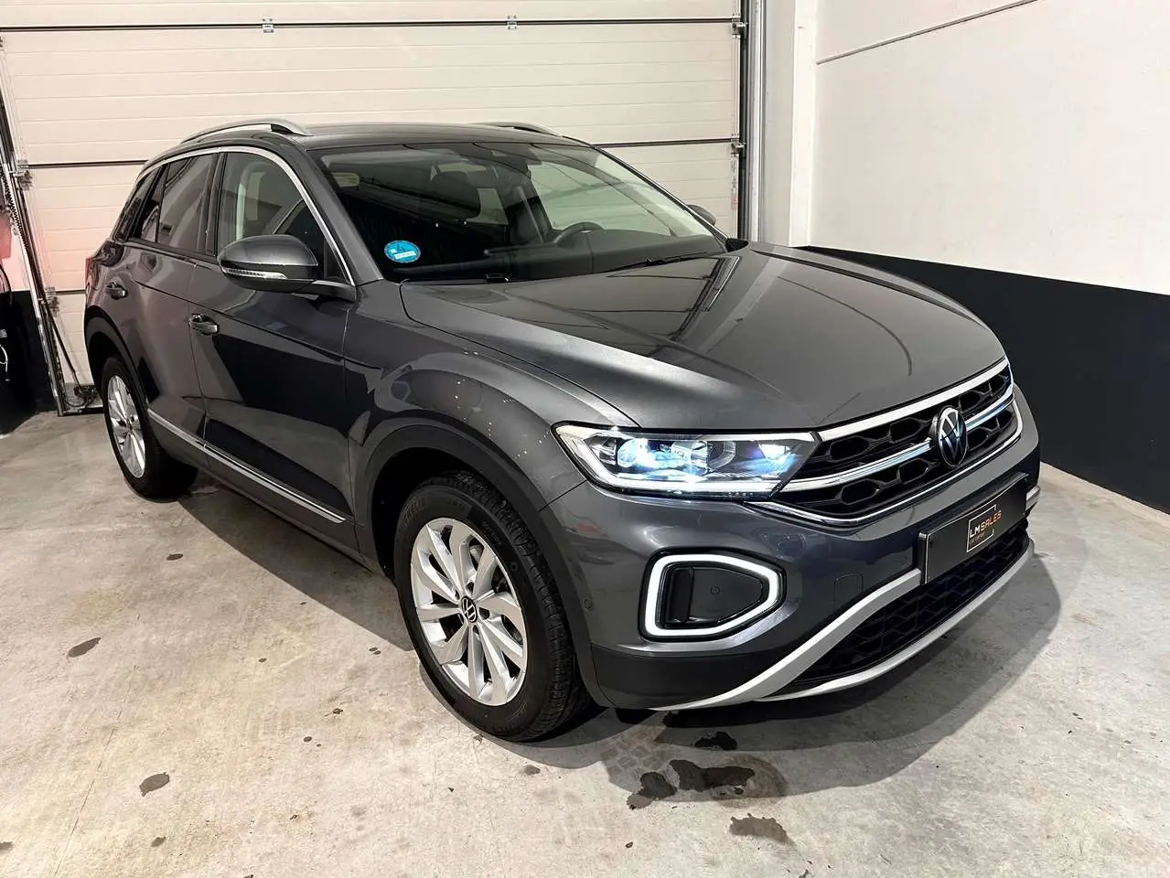 Photo 1 : Volkswagen T-roc 2022 Petrol