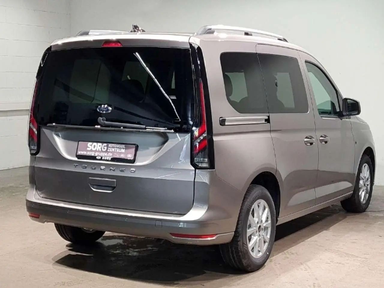 Photo 1 : Ford Tourneo 2024 Diesel