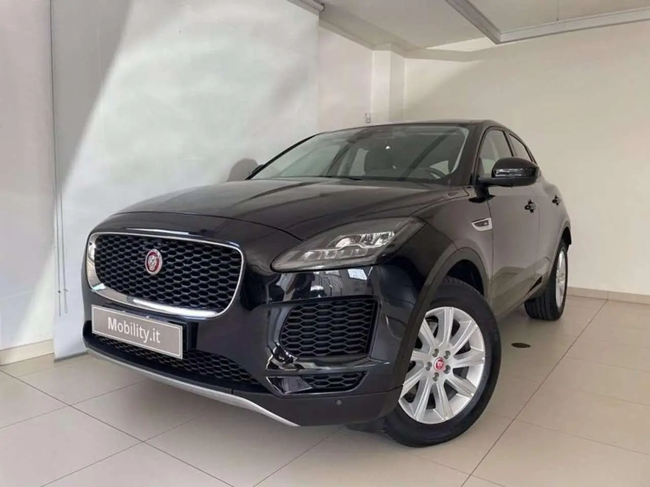 Photo 1 : Jaguar E-pace 2018 Diesel