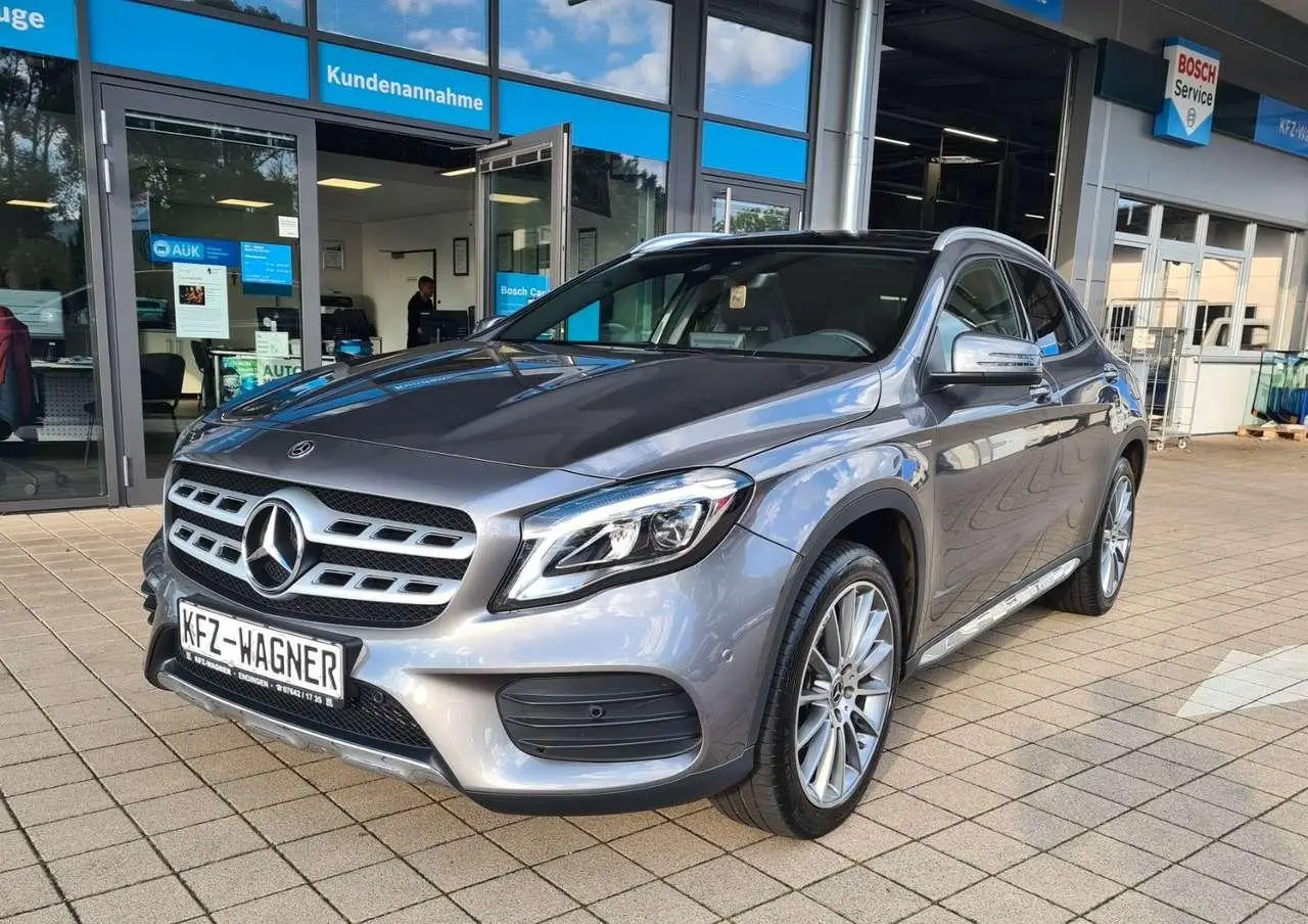 Photo 1 : Mercedes-benz Classe Gla 2019 Petrol