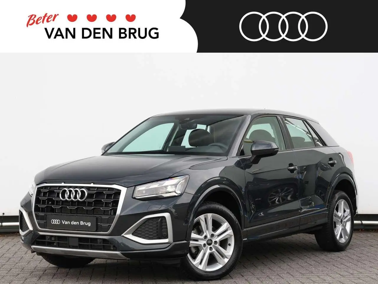 Photo 1 : Audi Q2 2023 Petrol