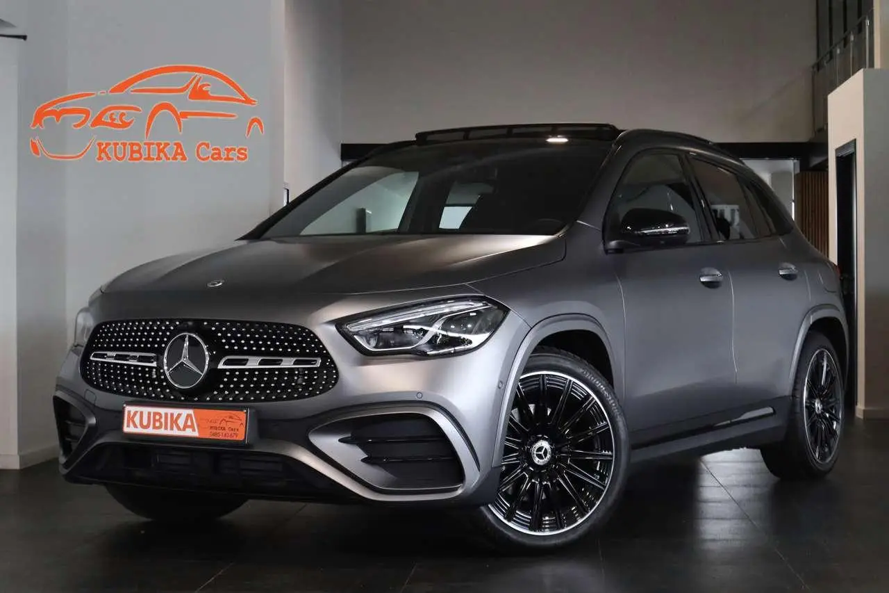 Photo 1 : Mercedes-benz Classe Gla 2024 Petrol