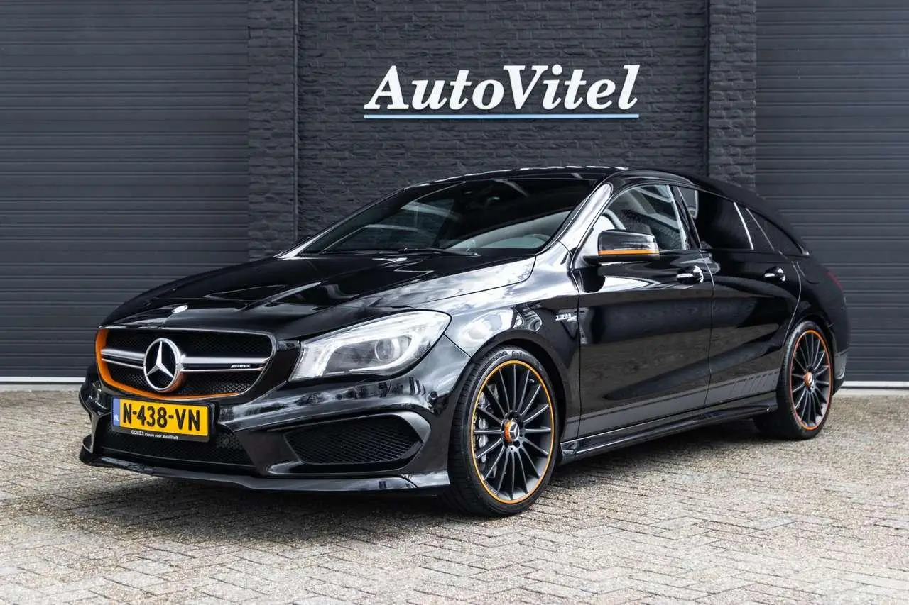 Photo 1 : Mercedes-benz Classe Cla 2015 Petrol