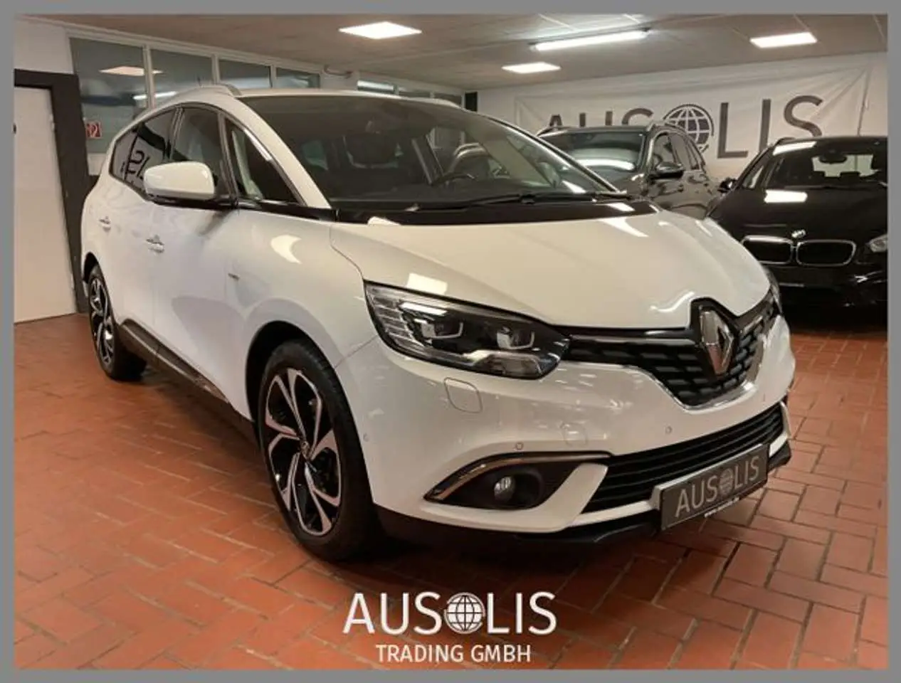 Photo 1 : Renault Grand Scenic 2019 Essence