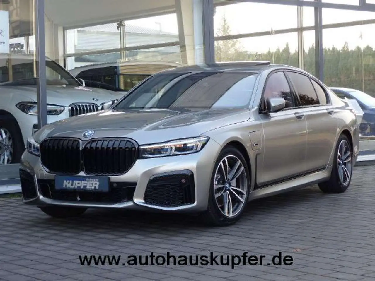 Photo 1 : Bmw Serie 7 2022 Hybride