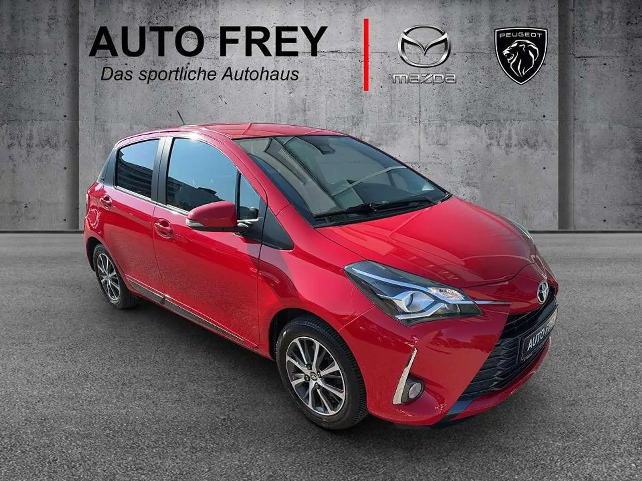 Photo 1 : Toyota Yaris 2019 Petrol