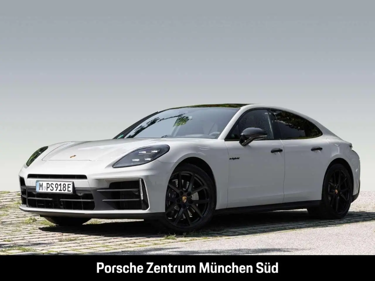 Photo 1 : Porsche Panamera 2024 Hybride