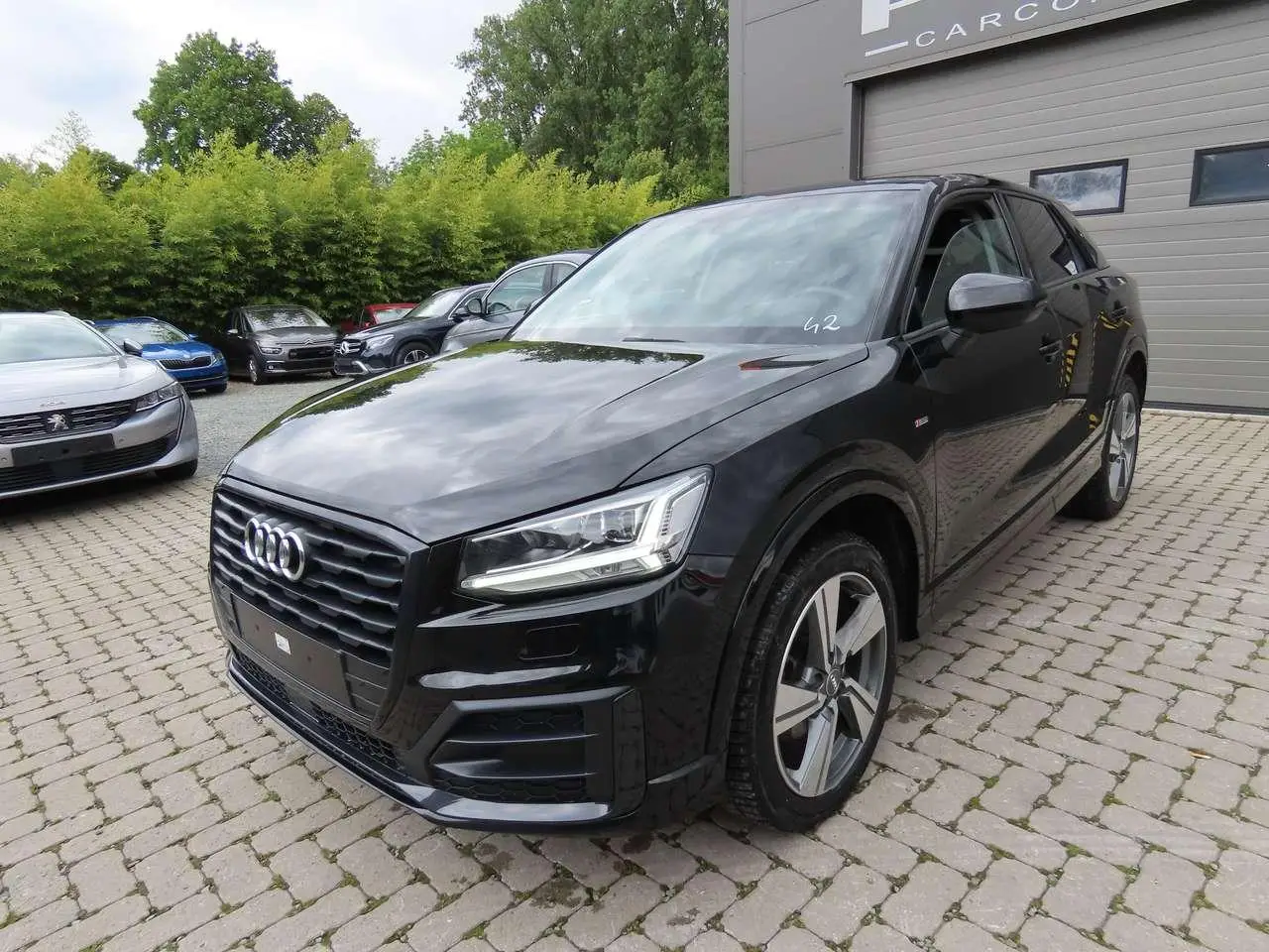 Photo 1 : Audi Q2 2018 Petrol