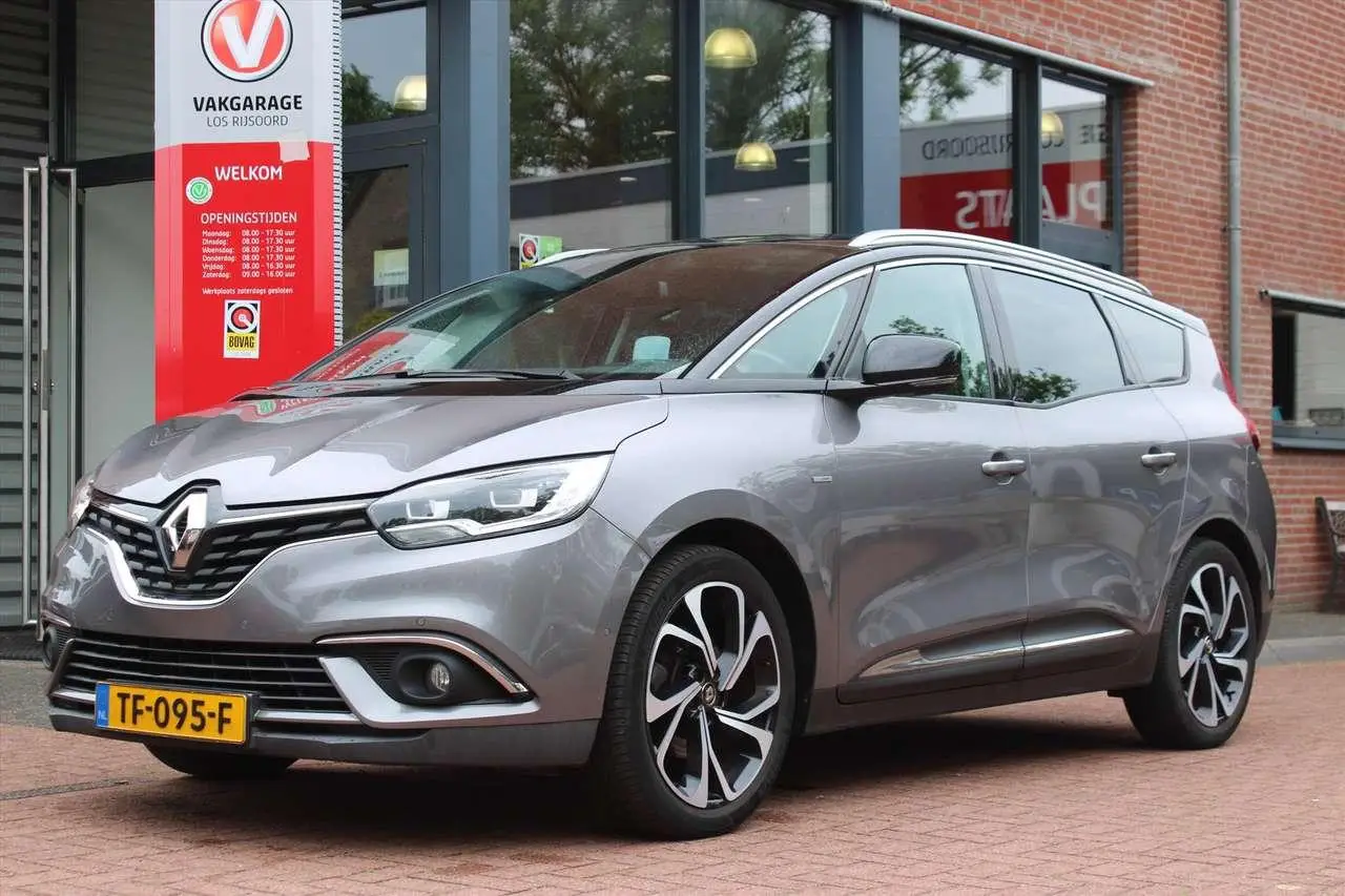 Photo 1 : Renault Grand Scenic 2018 Petrol