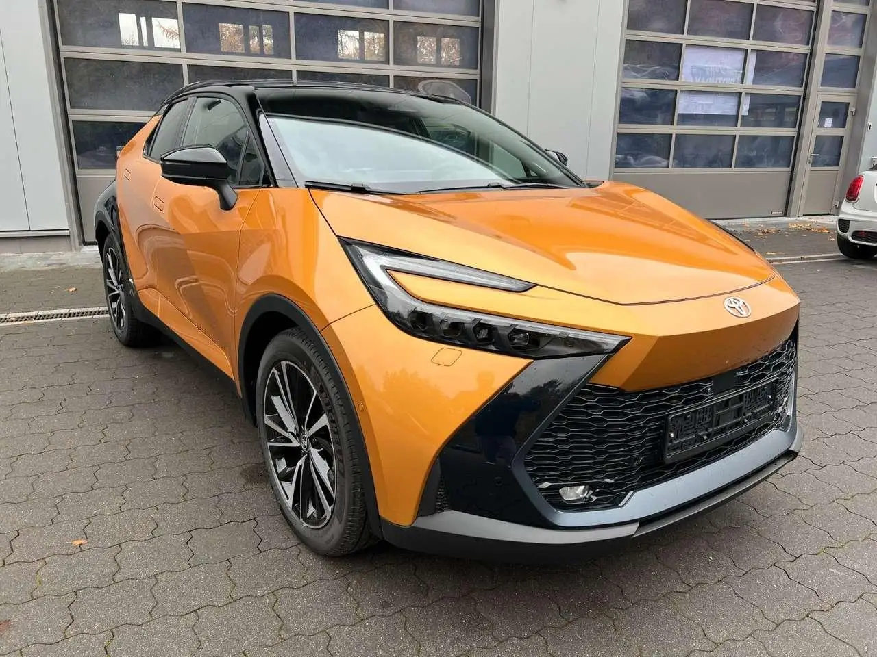 Photo 1 : Toyota C-hr 2024 Hybrid