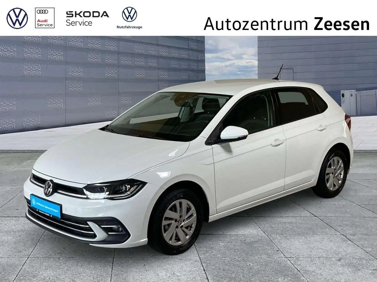 Photo 1 : Volkswagen Polo 2023 Petrol