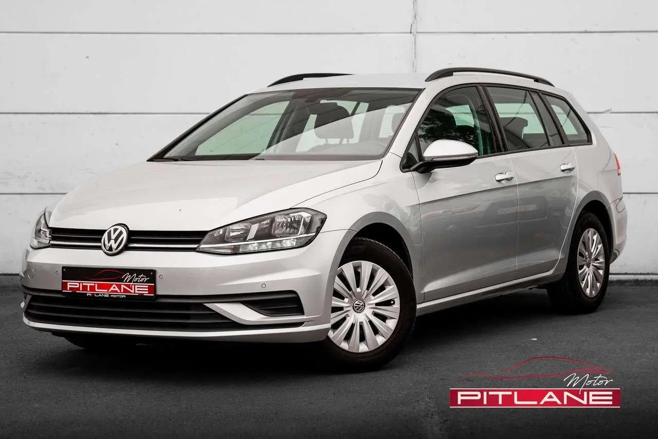 Photo 1 : Volkswagen Golf 2020 Essence