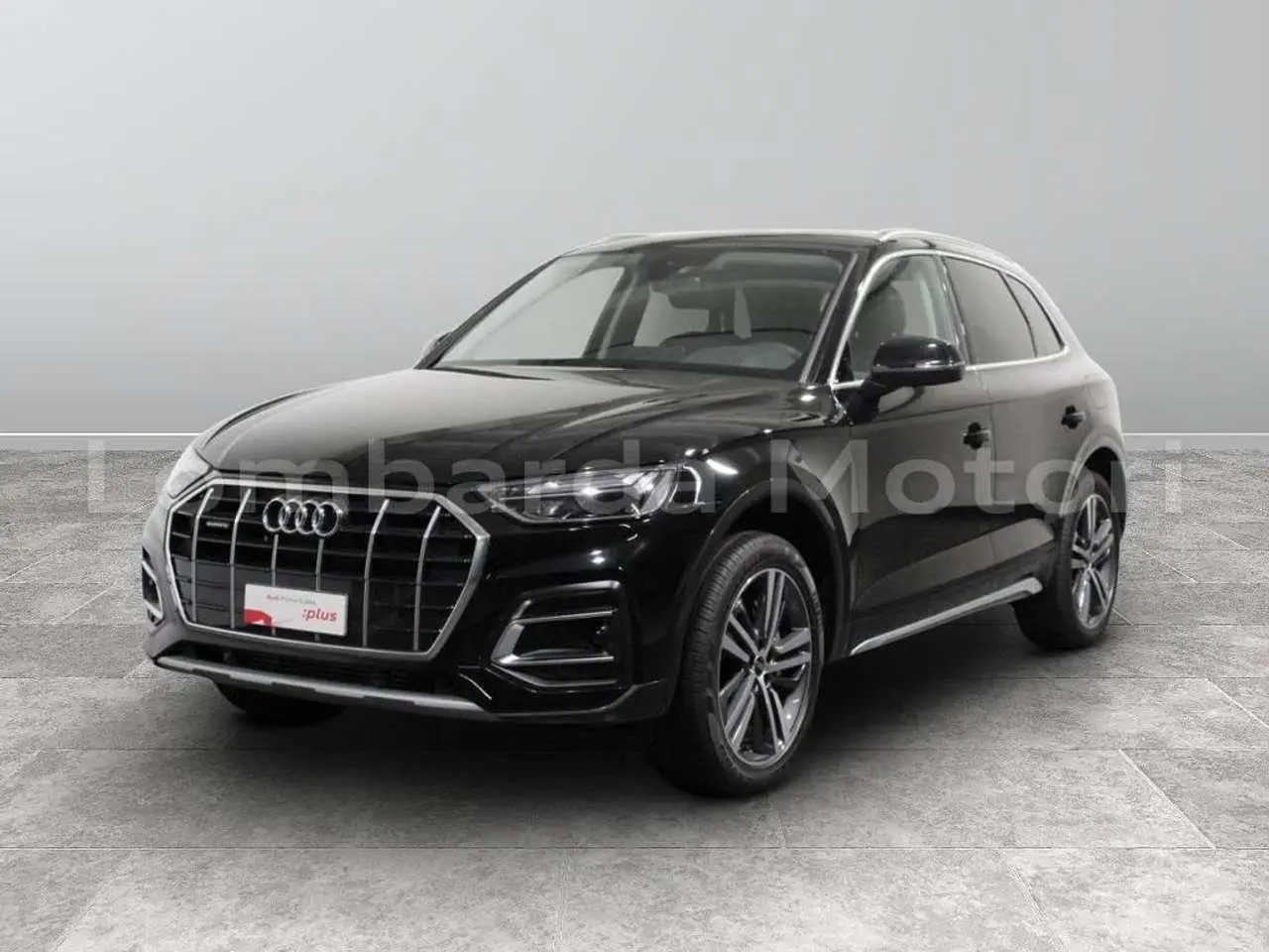 Photo 1 : Audi Q5 2024 Hybride