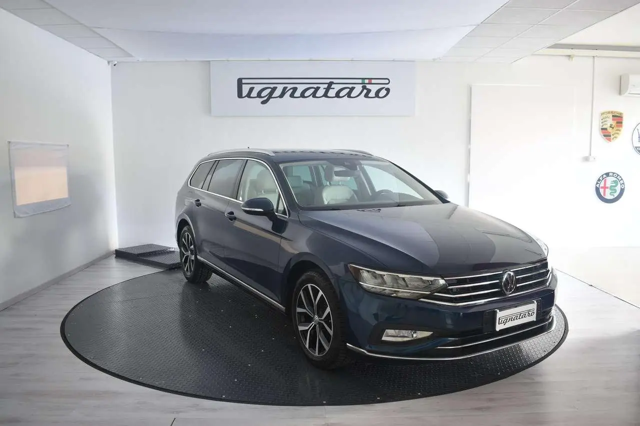 Photo 1 : Volkswagen Passat 2019 Diesel