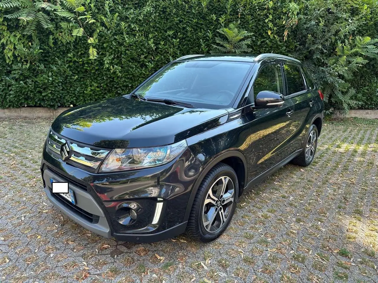 Photo 1 : Suzuki Vitara 2016 Petrol