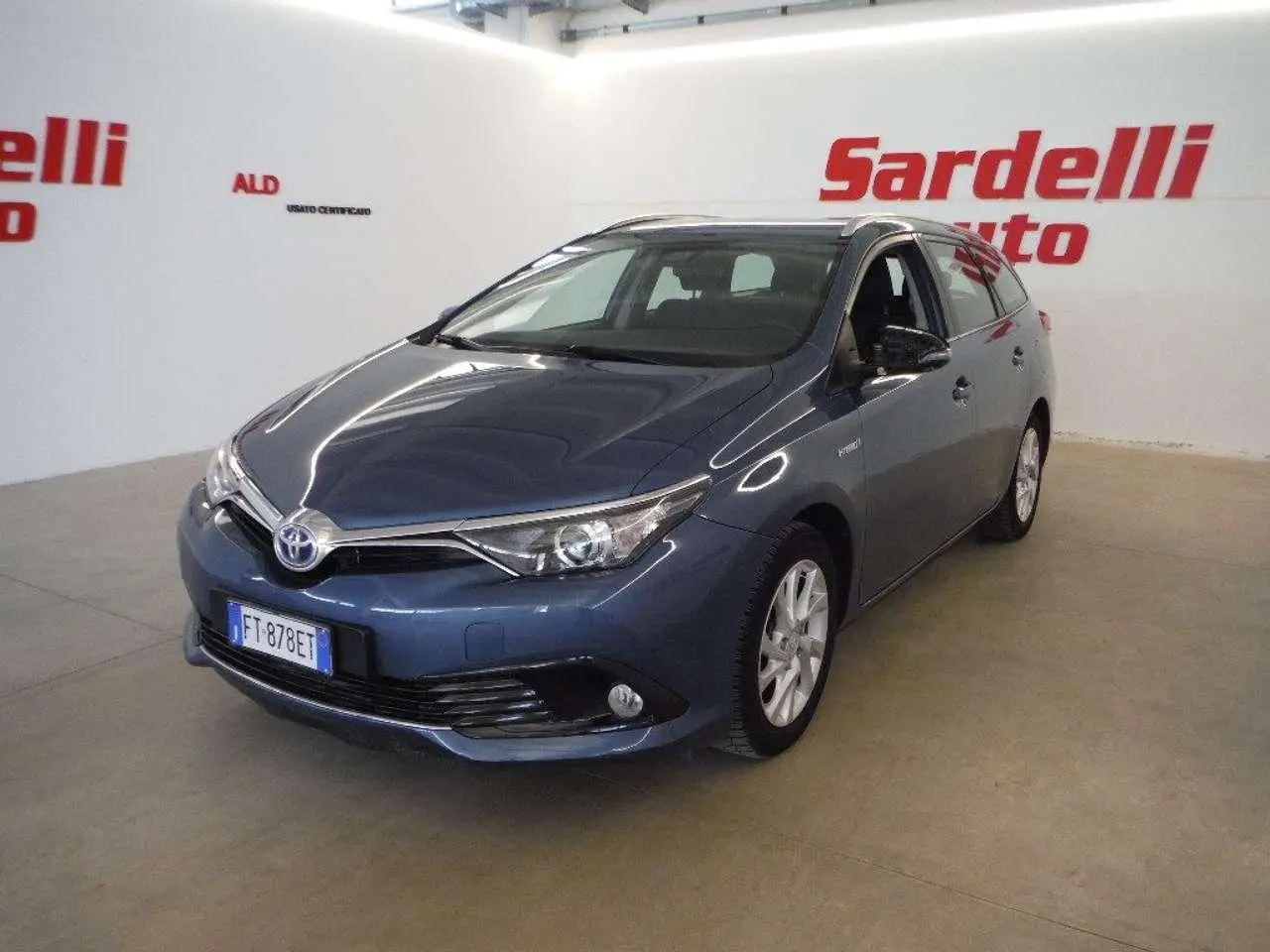 Photo 1 : Toyota Auris 2018 Hybride