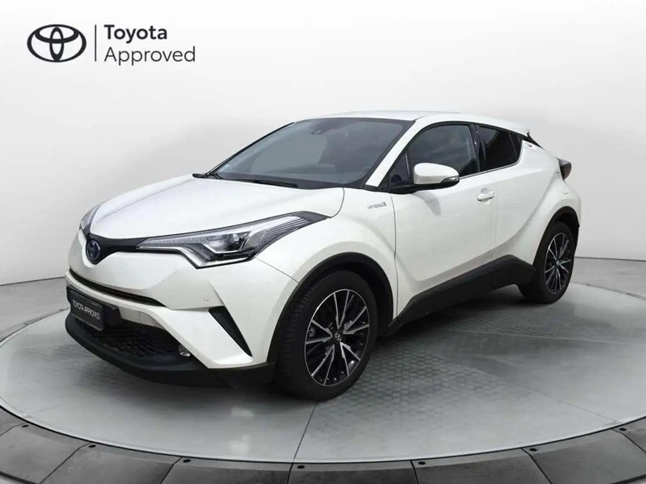 Photo 1 : Toyota C-hr 2018 Hybrid