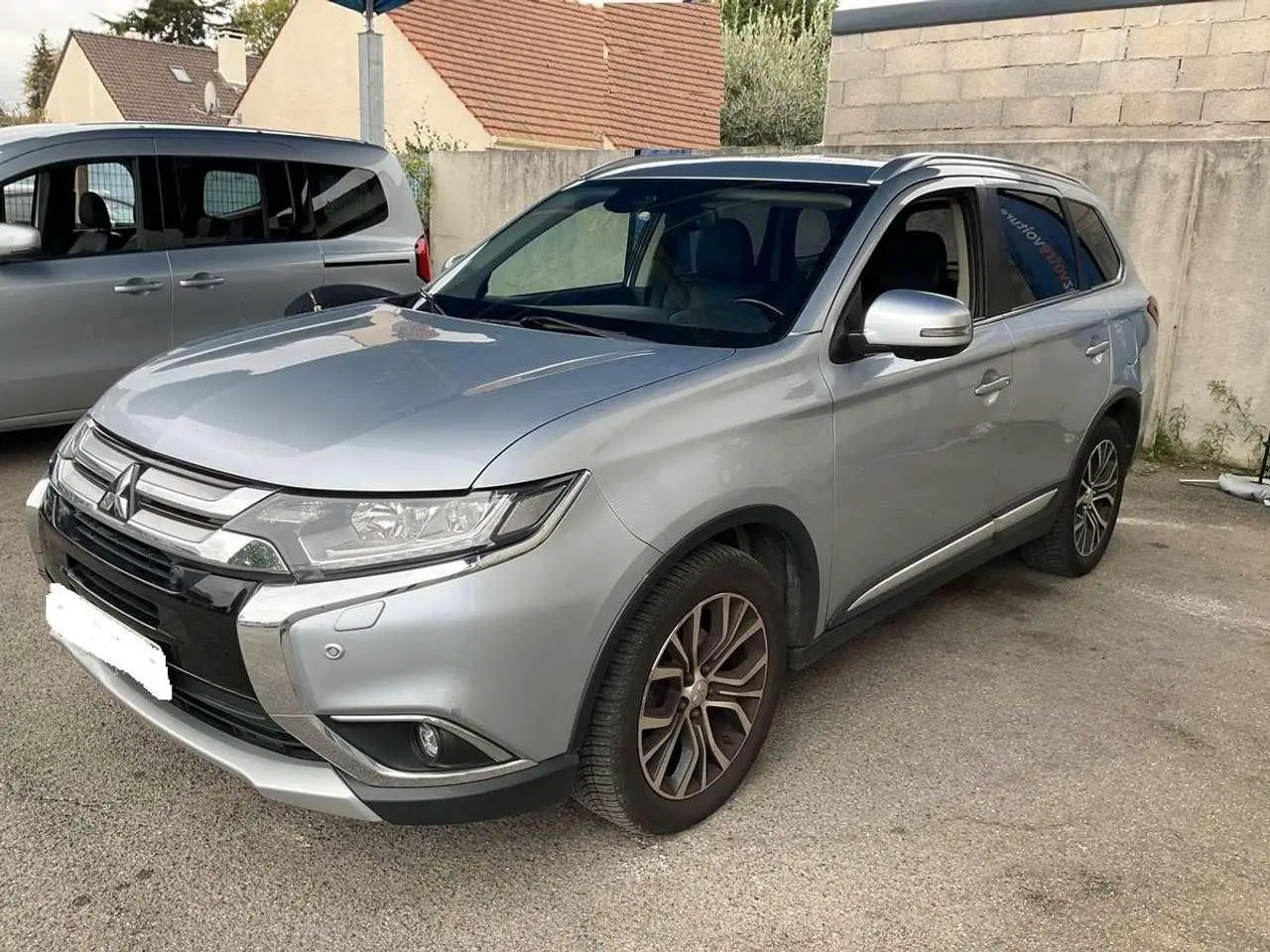 Photo 1 : Mitsubishi Outlander 2017 Diesel