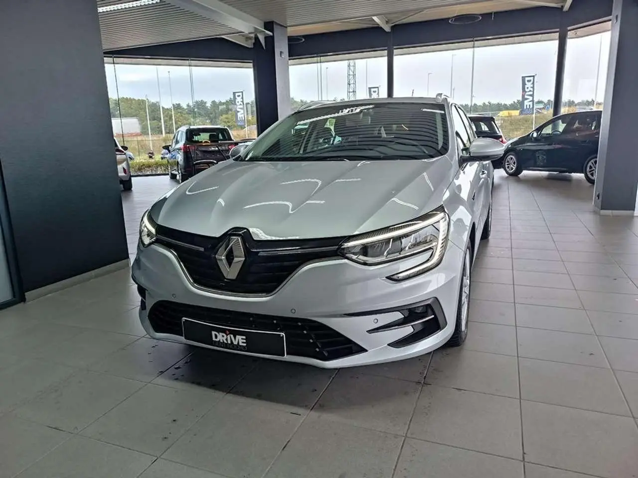 Photo 1 : Renault Megane 2022 Essence