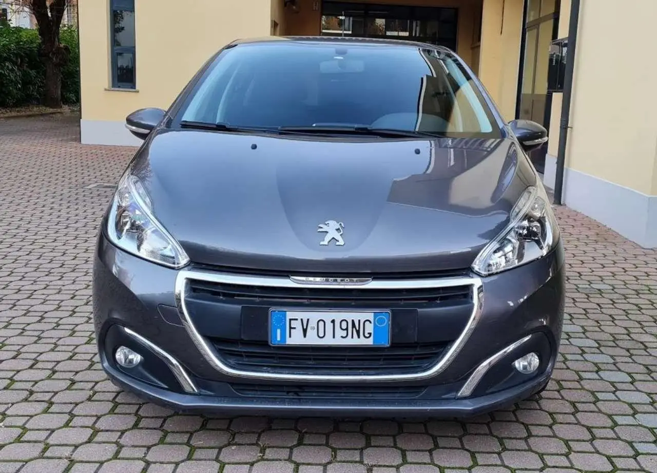 Photo 1 : Peugeot 208 2019 Diesel