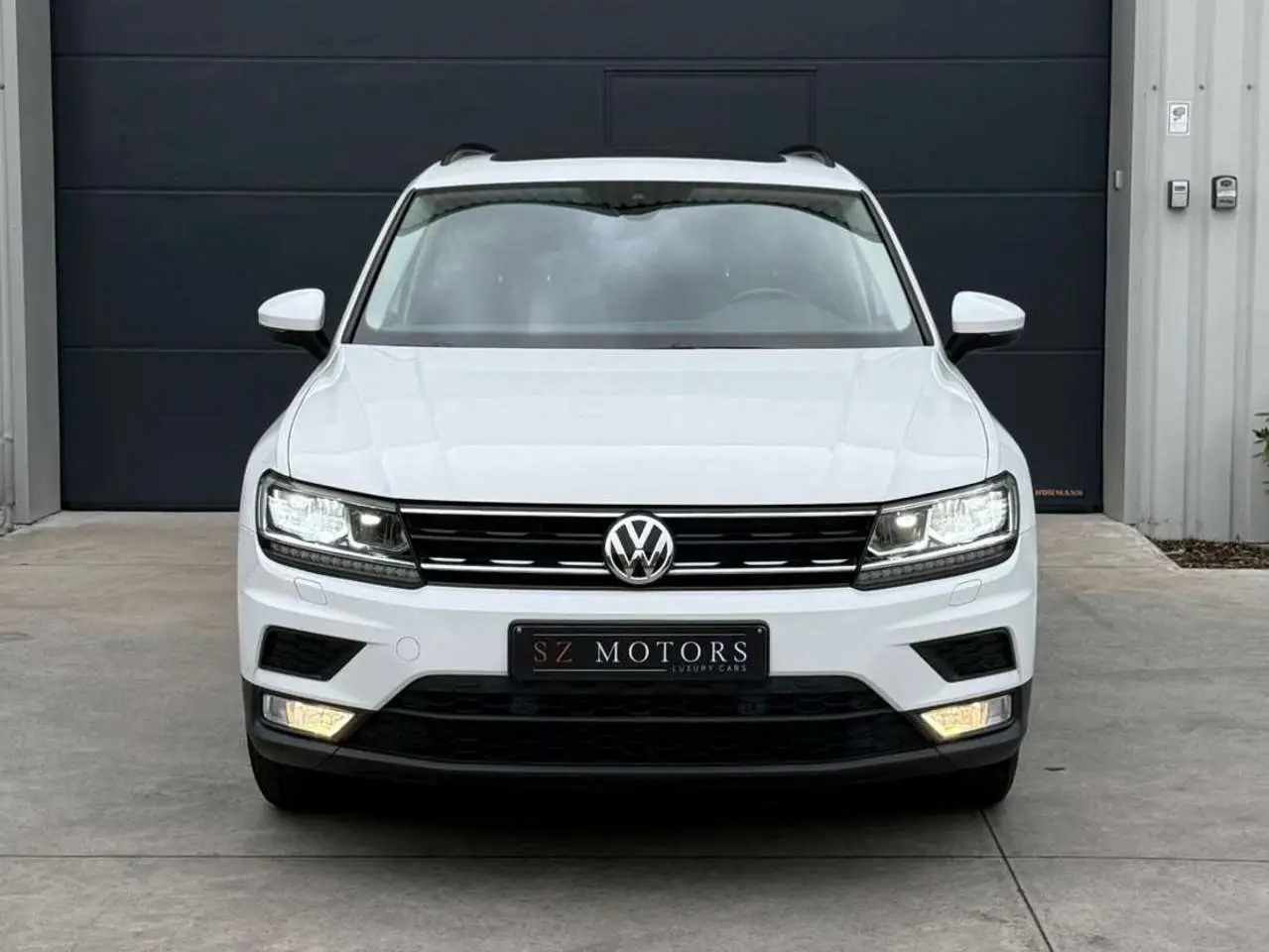 Photo 1 : Volkswagen Tiguan 2016 Essence